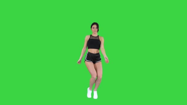 Σέξι χορεύτρια νεαρή σπορ γυναίκα σε μια πράσινη οθόνη, Chroma Key. — Αρχείο Βίντεο