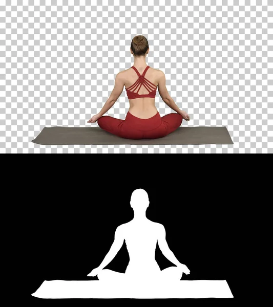 Gesunde junge Frau sitzt in Lotus-Pose, Alpha Channel — Stockfoto