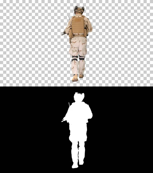 미군 군복을 입고 걷는 모습, 실을 든 알파 채널 — 스톡 사진