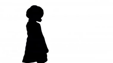 Siluet Dost canlısı sevimli, neşeli Asyalı kız kameraya el sallıyor..