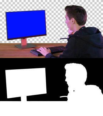 Gözetleme ajanı ve hacker bir telefona cevap veriyor, Alpha Chan.