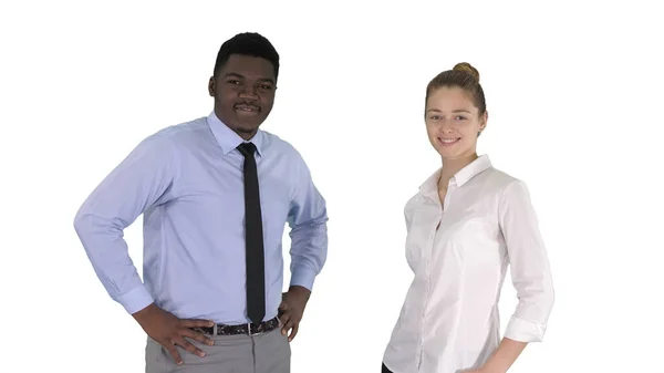 Успішні бізнесмени, бізнес команда позує на білому фоні — стокове фото