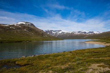 güzel dağ gölü Jotunheimen Milli Parkı, Norveç 