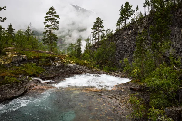 Majestuoso Río Parque Nacional Jotunheimen Noruega — Foto de Stock