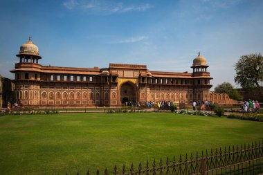 Agra, Hindistan-Mart 6: Agra, Hindistan Agra Kalesi Tarih 6 Mart 2018. Agra kırmızı kale