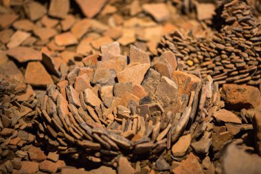 Soyut dünya küçük taştan