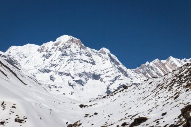 izleme Annapurna Merkez kampına Himalaya dağlarının güzel manzara