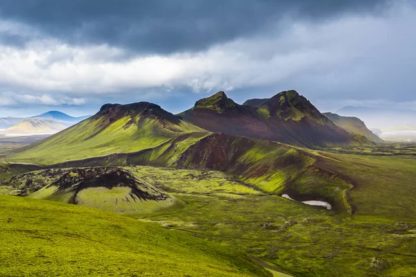 Gyönyörű Hegyi Panorámával Nemzeti Park Landmannalaugavegur Izland — Stock Fotó