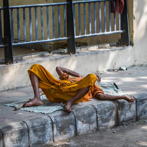 Delhi Indien Augusti Hinduiska Sover Gatan Den Augusti 2013 Delhi — Stockfoto