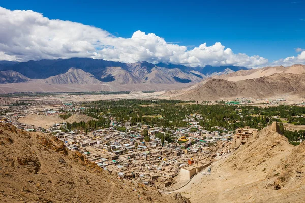 Leh Stad Ligt Indiase Himalaya Een Hoogte Van 3500 Meter — Stockfoto