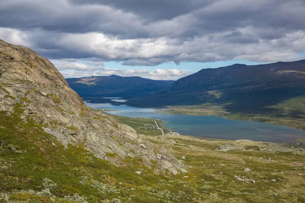 Mooie Bergmeer Jotunheimen Nationaal Park Noorwegen — Stockfoto