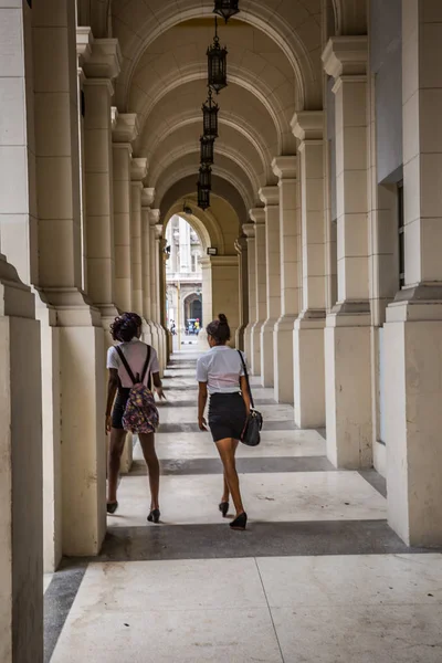 Habana Kuba Leden Lidé Městě Ulici Ledna 2018 Habana Kuba — Stock fotografie