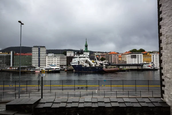 Bergen Norge Juli Fartyget Bryggen 2016 Bergen Norge Fartyget Kajen — Stockfoto