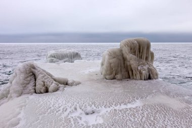 Kırım kıyısında soğuk haftasonu