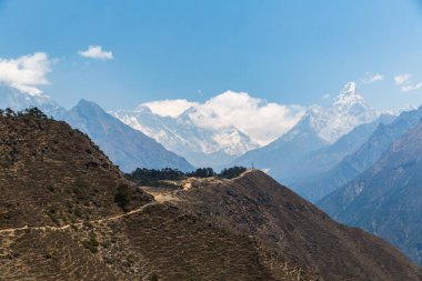 dağ izi görünümünü Trek Everest Merkez kampına
