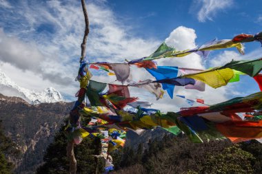 izleme Annapurna Merkez kampına Himalaya dağlarının güzel manzara