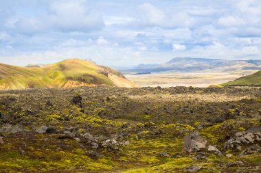Güzel dağ Panorama Milli Parkı Landmannalaugavegur, İzlanda. 