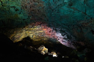 Volkan içinde - Thrihnukagigur Magma odası. İzlanda.