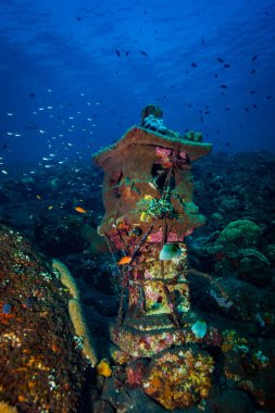 Bali sualtı Tapınağı. Endonezya