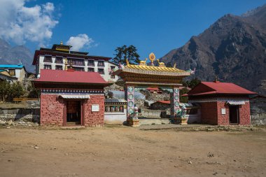 Tengboche, Nepal-Nisan 30: Tengboche Manastırı 30, 2016 yılında Tengboche, Nepal. Dünyanın en yüksek manastır biri