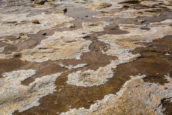Geothermally etkin Haukadalur Vadisi