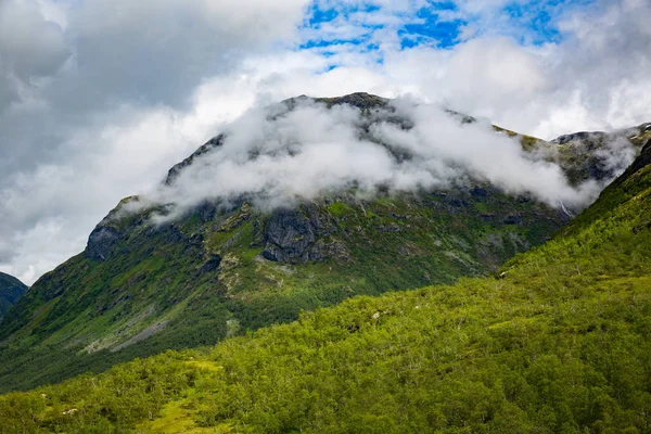Norveç Milli Parkı Jotunheimen güzel manzara