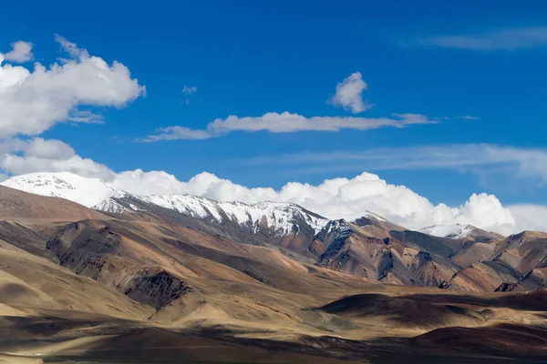 Hint Hymalayas güzel karlı dağlar