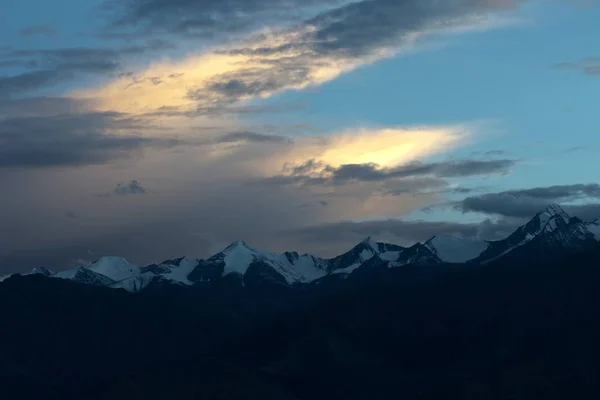 Hermoso Paisaje Montaña Himalaya Provincia Ladakh India — Foto de Stock