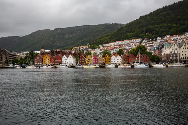 Bergen Norveç Temmuz Bryggen Bergen Norveç 2016 Bryggen Bergen Tarihsel — Stok fotoğraf