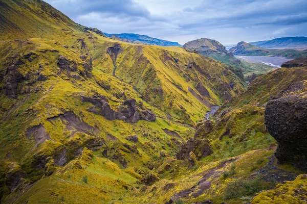 Güzel dağ Panorama Milli Parkı Thorsmork, İzlanda.