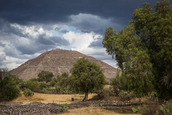 Teotihucan, Meksika eski aztek piramitleri