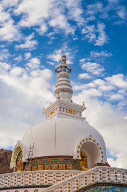 Gompa yakınındaki bir Budist manastır. Ladakh il. Hindistan