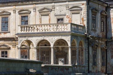 Polonya kalesi, modern Ukrayna topraklarında.