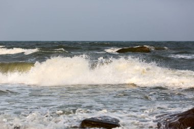 Hint Okyanusu, yüksek dalgalar