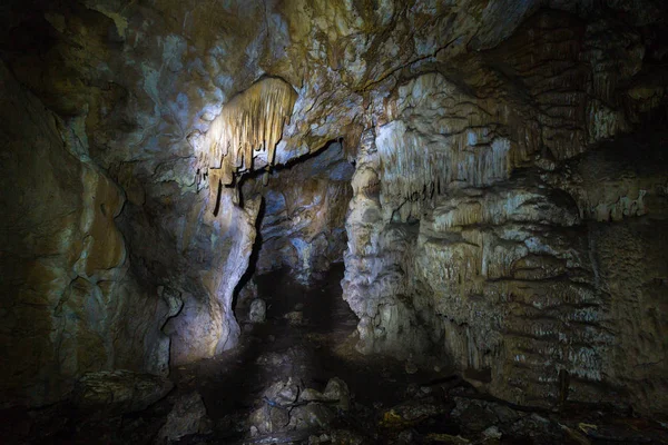 Crimeia Caverna Elochka Planalto Chatyr Dag — Fotografia de Stock