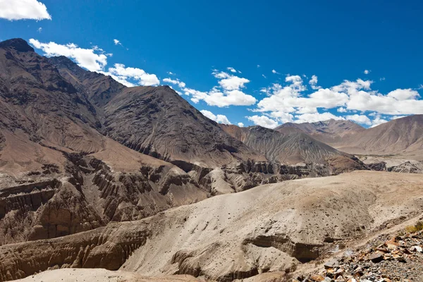 ラダック地域を探索します インドのヒマラヤ山脈 — ストック写真