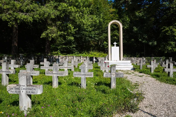 Pohled Hřbitov Během Dne Rumunsko — Stock fotografie