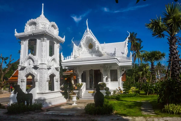 Hermoso Templo Budista Blanco Tailandia — Foto de Stock
