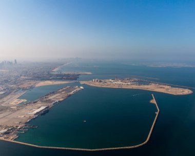 Dubai görünümünden uçak