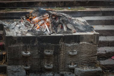 Katmandu, Nepal-Nisan 25: Pashupatinath Tapınağı 25, Katmandu, Nepal 2016. Pashupatinath Tapınağı en eski Hindu Tapınağı Kathmandu