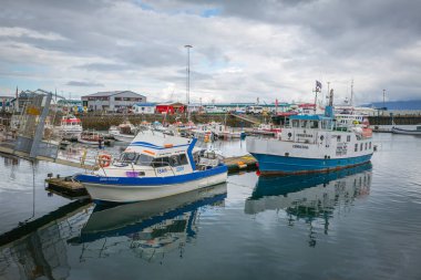 Reykjavik, İzlanda-Temmuz 25: Eski liman 25, 2013 yılında Reykjavik, İzlanda. Yaşadıkları en büyük limanda ülkenin nüfusunun.