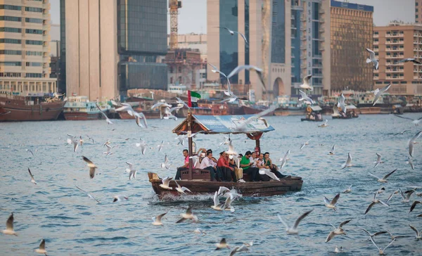 Dubai Förenade Arabemiraten Januari Traditionell Abra Färjor Januari 2014 Dubai — Stockfoto