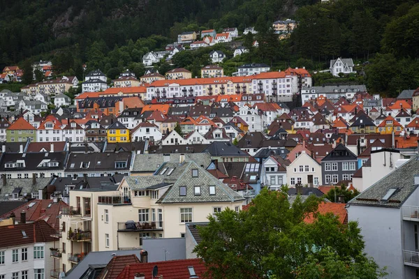 Vista Diurna Casas Cidade Pequena Bergen Noruega — Fotografia de Stock