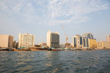 Dubai, Birleşik Arap Emirlikleri - 19 Ocak: şehir merkezinde 19 Ocak 2014 tarihinde Dubai, Birleşik Arap Emirlikleri. Şehir merkezinde modern mimari.