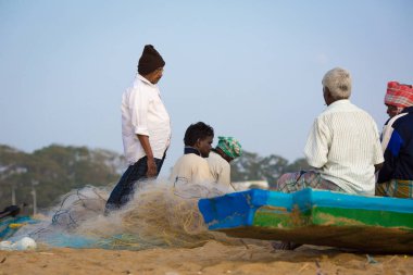Chennai, Hindistan-Şubat 10: Balıkçılar beach Marina Beach üzerinde 10 Şubat 2013, Chennai-Hindistan üzerinde. Sahile yakın Fort St. George Kuzey Besant Nagar 13 km. güneyde çalışır.