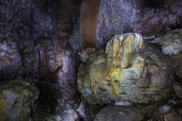 Cueva Crimea Dublyanskogo Meseta Qarabiy Yayla — Foto de Stock