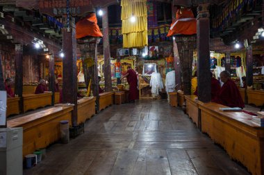 Leh, Hindistan-Eylül 4: Budist rahipler 4, 2011 Leh, Hindistan. Budist rahipler manastırdaki city Lech yakınındaki. Ladakh il.