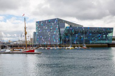 Reykjavik, İzlanda-Temmuz 25: Eski liman 25, 2013 yılında Reykjavik, İzlanda. Yaşadıkları en büyük limanda ülkenin nüfusunun.