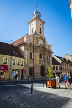 Romanya'nın küçük kasabalarını gündüz gezerken, bina ve mimariye bakış, Romanya 