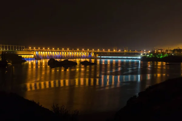 Zaporozhye Hidro Elektrik Santrali Gece Dnepr Nehri Üzerinde Ukrayna — Stok fotoğraf